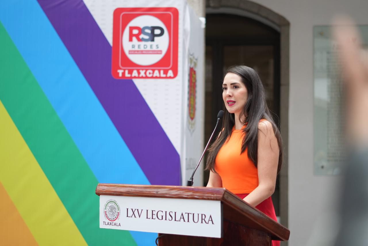 Aurora Villeda impulsa la inclusión de la comunidad LGBTTIQ+ a través de foro en el Congreso del Estado